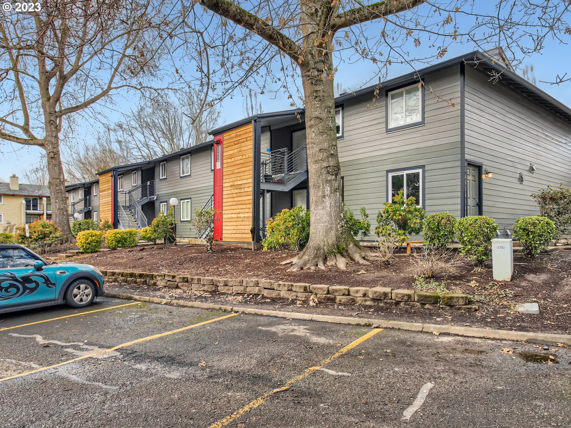 12600 Northwest Barnes Road, Unit 8 Portland, OR 97229 - Photo 3 of 21 Gallery Image 3