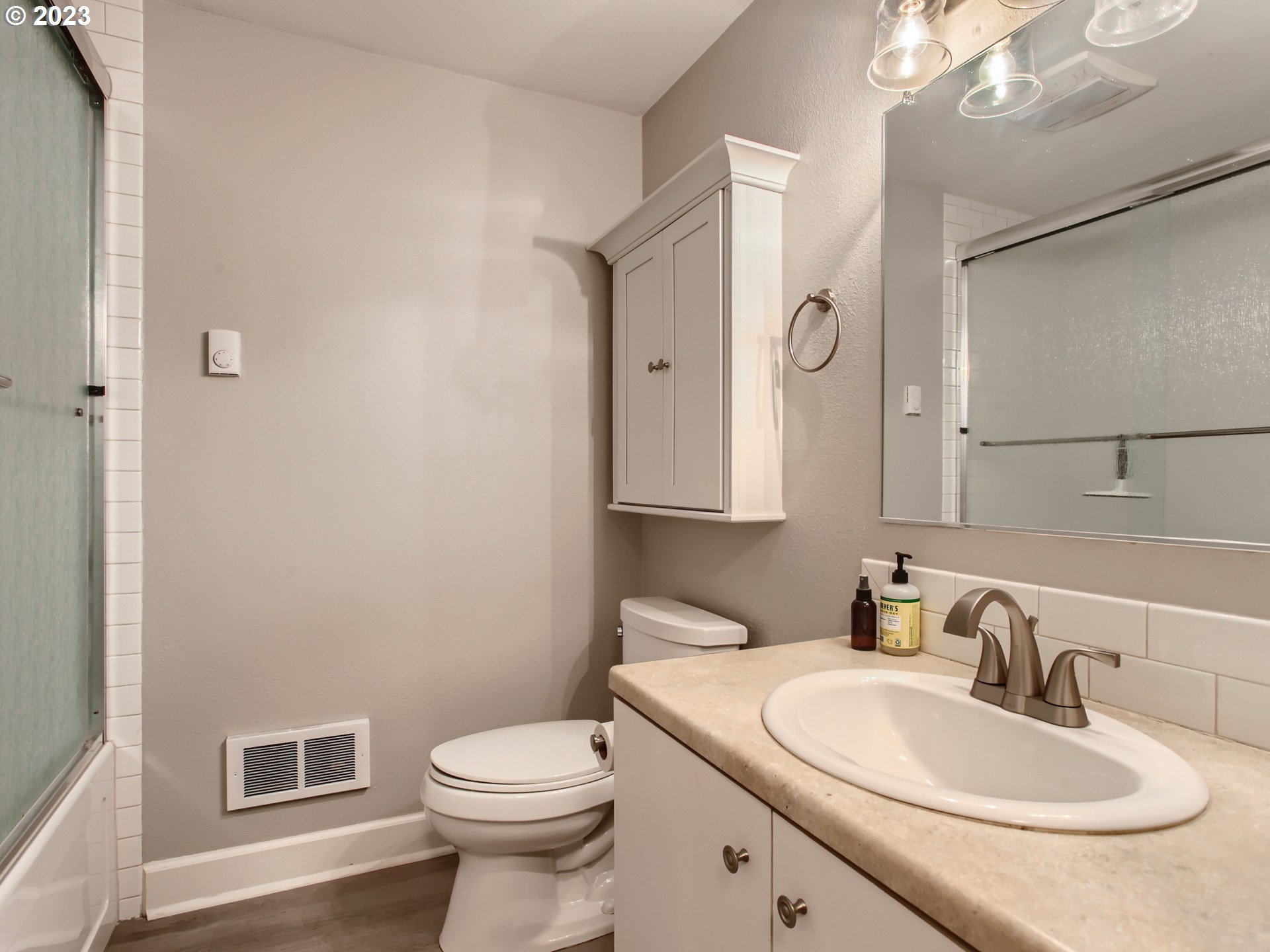 12600 Northwest Barnes Road, Unit 8 Portland, OR 97229 - Photo 10 of 21 Bathroom