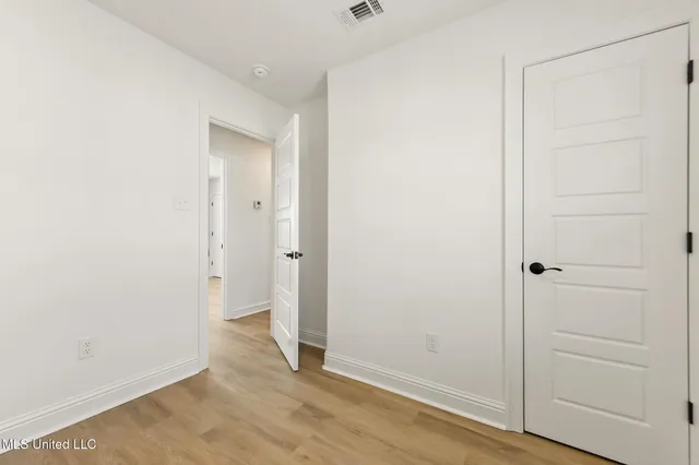 $1,500 | 14970 Rowan Oak Street, Gulfport, MS 39503