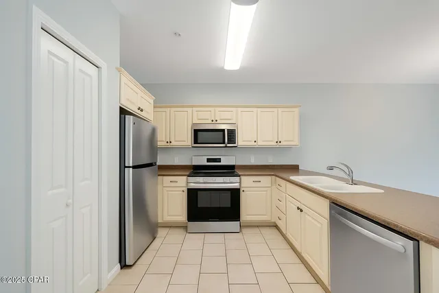 $1,700 | 1842 Annabellas Drive, Panama City Beach, FL 32407