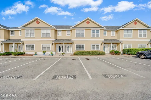 $1,700 | 1842 Annabellas Drive, Panama City Beach, FL 32407