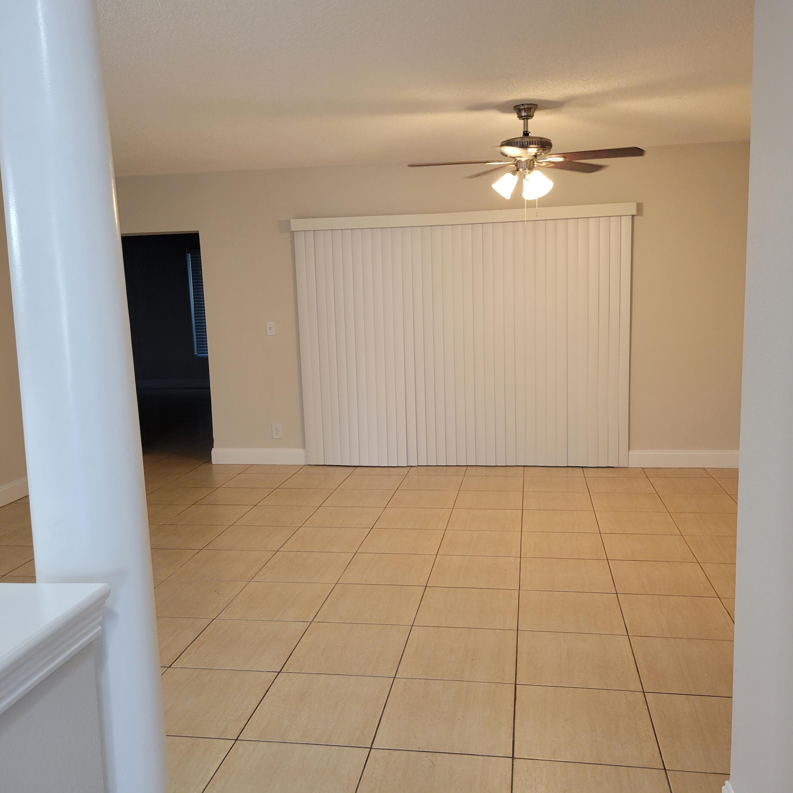 9690 Colorado Court Boca Raton, FL 33434 - Photo 3 of 25 20230114_082358