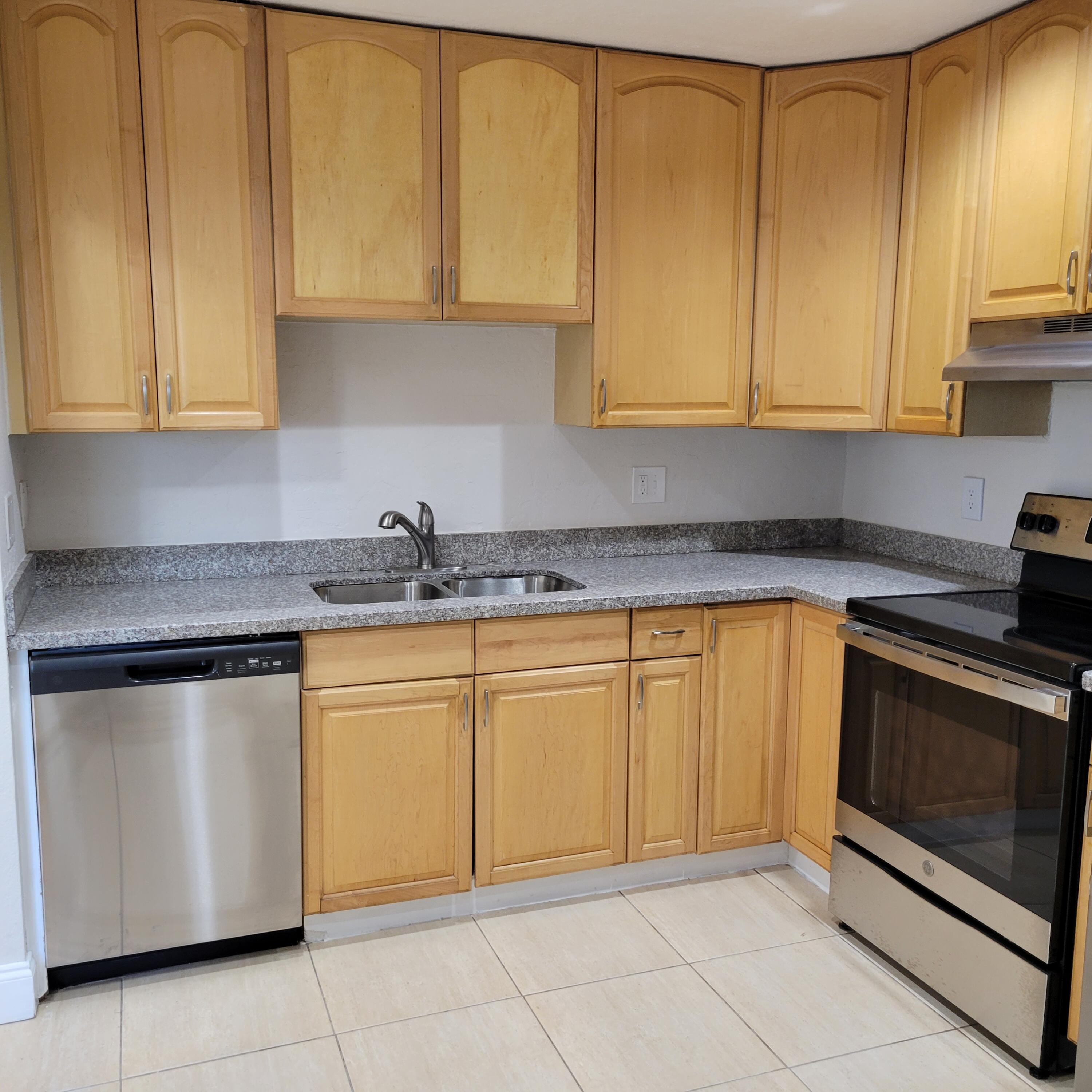 9690 Colorado Court Boca Raton, FL 33434 - Photo 6 of 25 20230114_082428