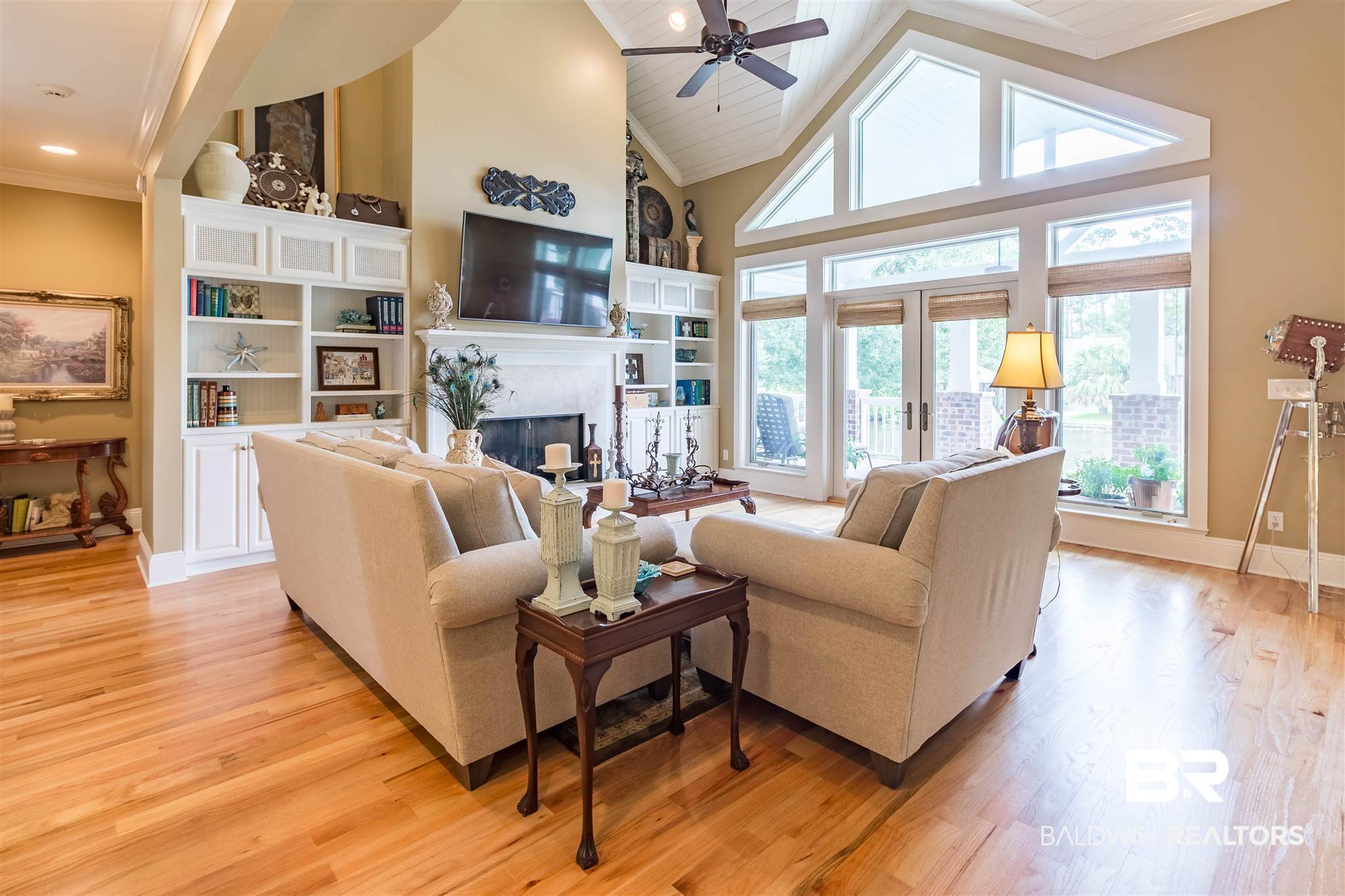 6548 East Quarry Drive Elberta, AL 36530 - Photo 2 of 50 Living Room
