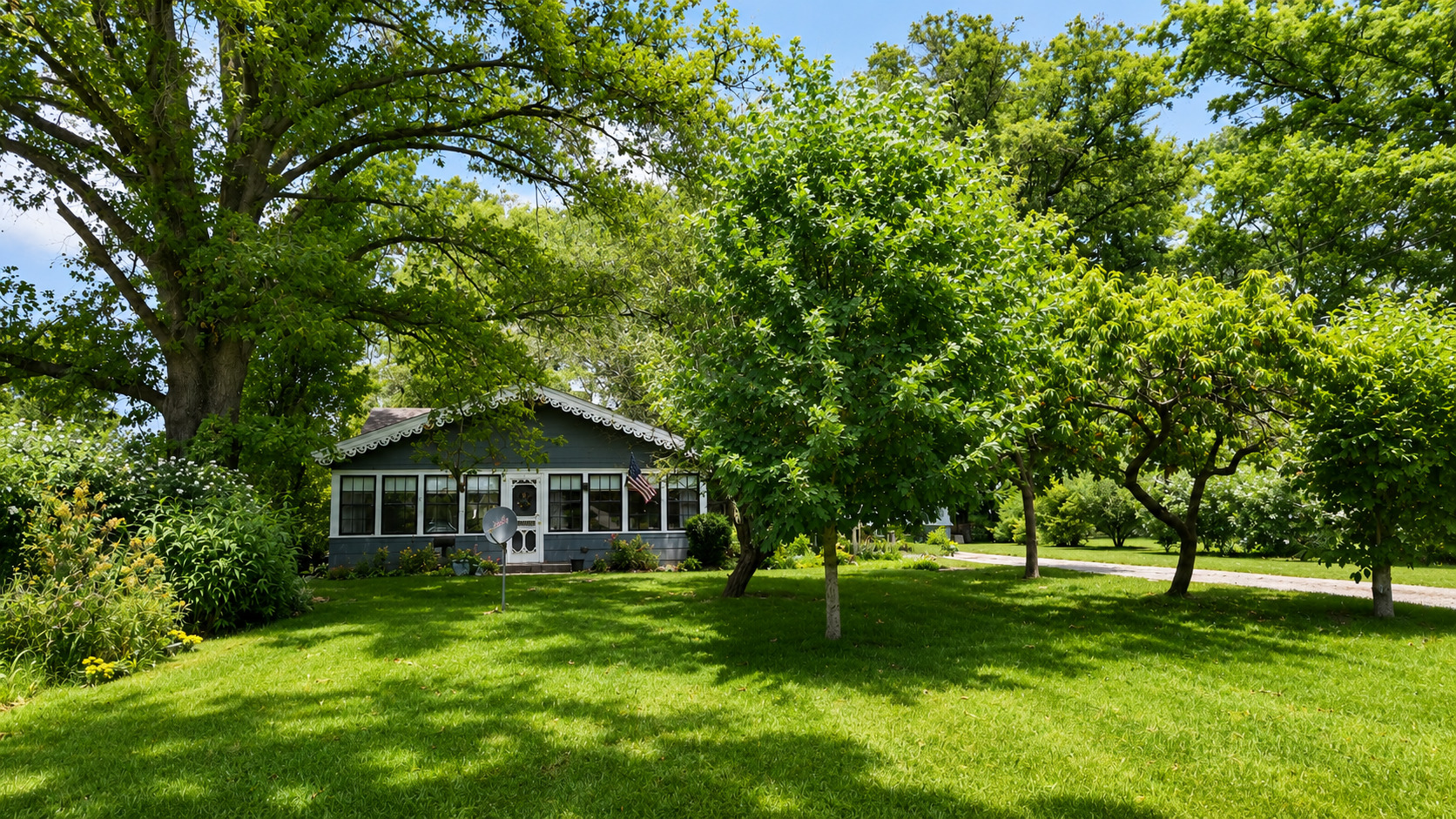 307 West Webster Street Benton, IL 62812 - Photo 2 of 33