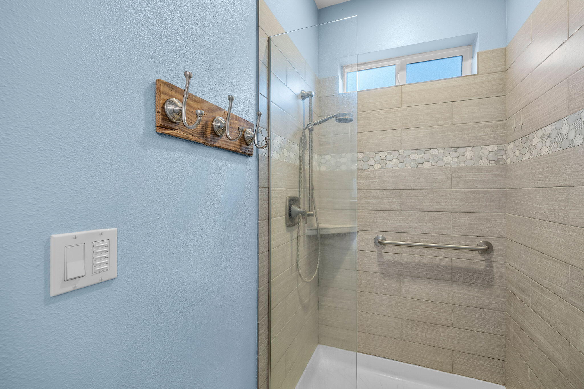 2800 Southwest 49th Street Redmond, OR 97756 - Photo 9 of 33