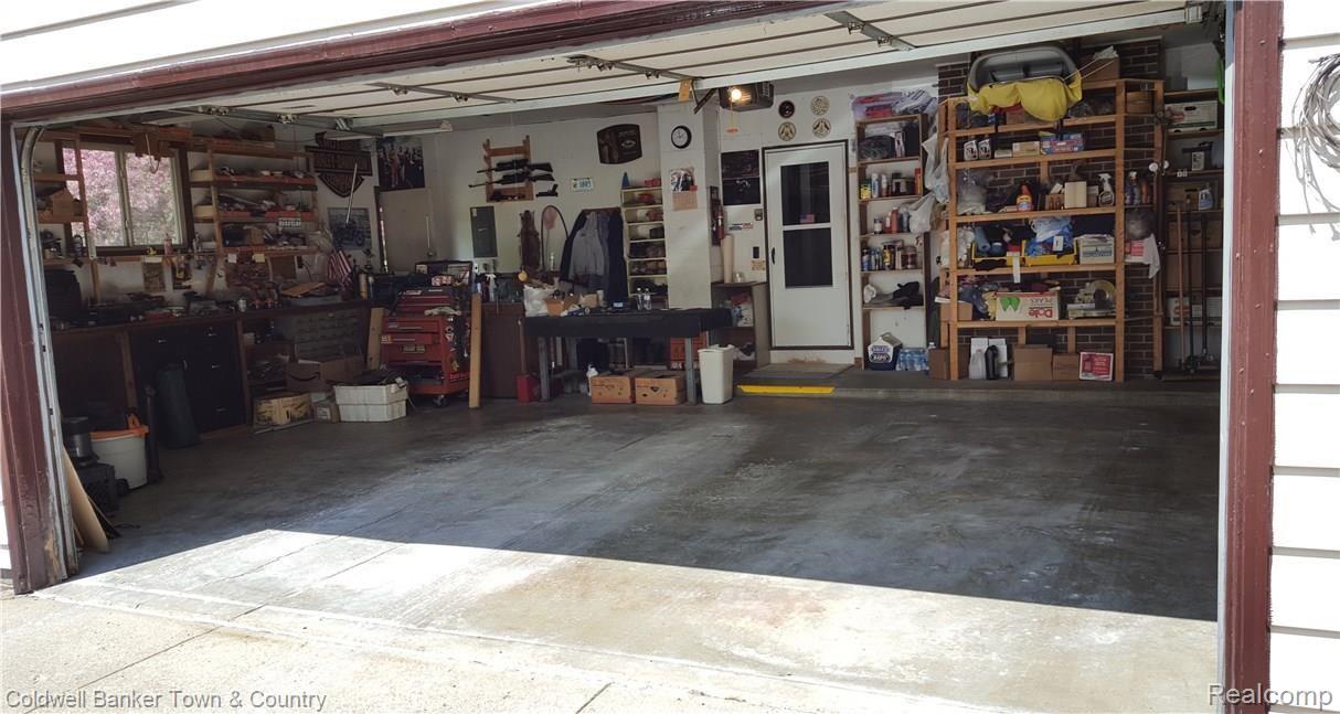 3758 Beattie Road Howell, MI 48843 - Photo 37 of 62 Lots of room in this garage