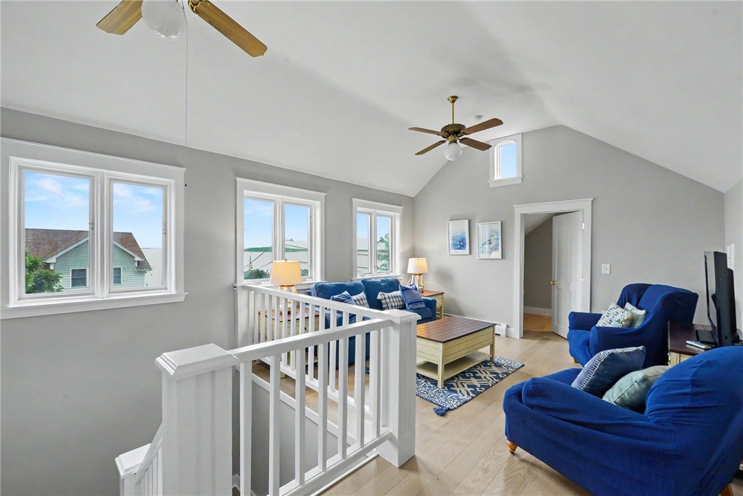 20 Roxbury Road Narragansett, RI 02882 - Photo 31 of 42