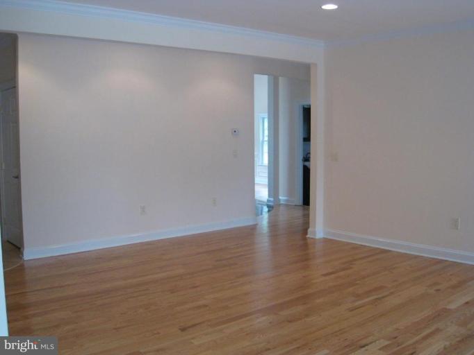 408 Marshall Road Southwest Vienna, VA 22180 - Photo 14 of 29 Family Room #2