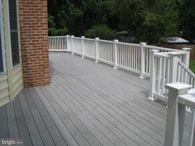 408 Marshall Road Southwest Vienna, VA 22180 - Photo 29 of 29 Deck
