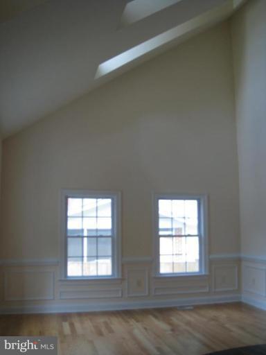 408 Marshall Road Southwest Vienna, VA 22180 - Photo 8 of 29 Living Room