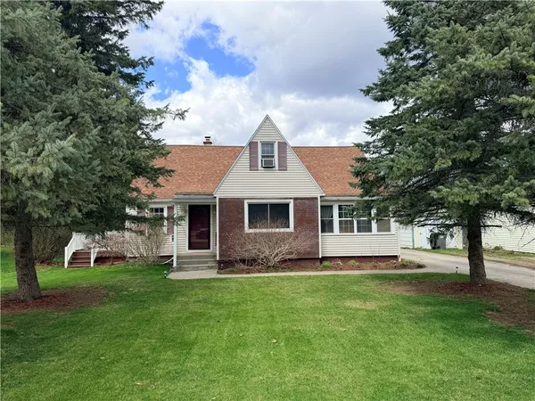 $225,900 | 7 McHenry Valley Road, Almond, NY 14804