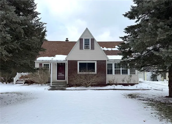$229,990 | 7 McHenry Valley Road, Almond, NY 14804