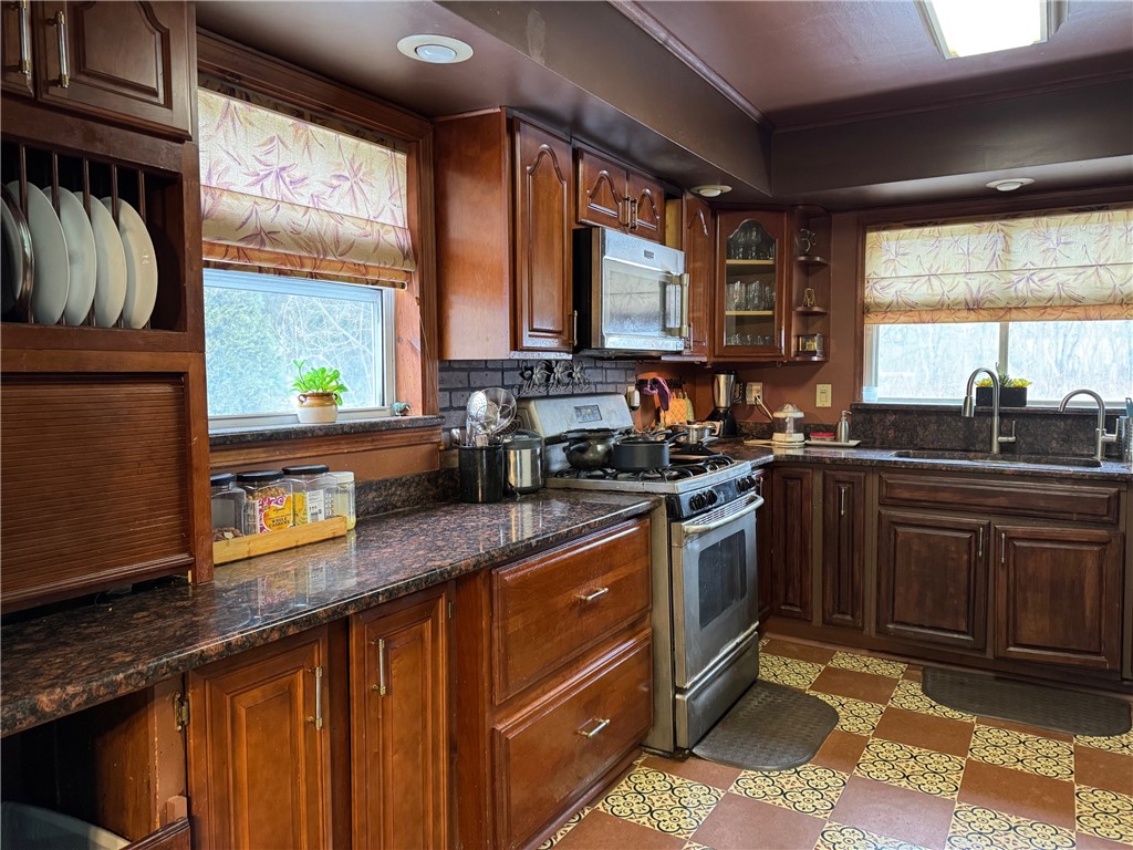 7 McHenry Valley Road Almond, NY 14804 - Photo 19 of 49 kitchen