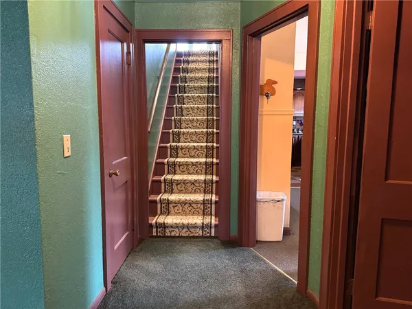 $225,900 | 7 McHenry Valley Road, Almond, NY 14804