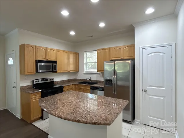 $1,950 | 15415 St Christopher Court, Charlotte, NC 28277