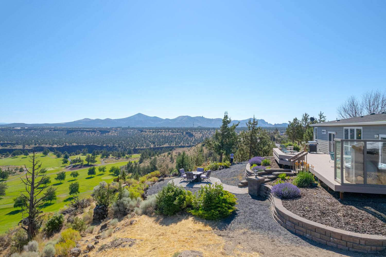 5532 Southwest Rim Road Terrebonne, OR 97760 - Photo 15 of 67 5532-115
