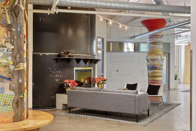 $2,850 | 730 Northeast Stinson Boulevard, Unit 414, Minneapolis, MN 55413