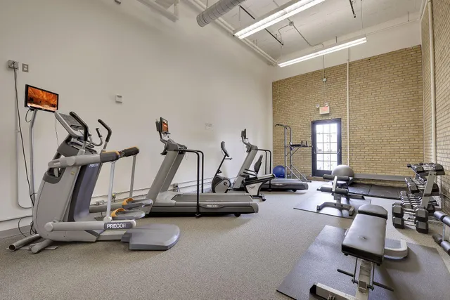 $2,850 | 730 Northeast Stinson Boulevard, Unit 414, Minneapolis, MN 55413