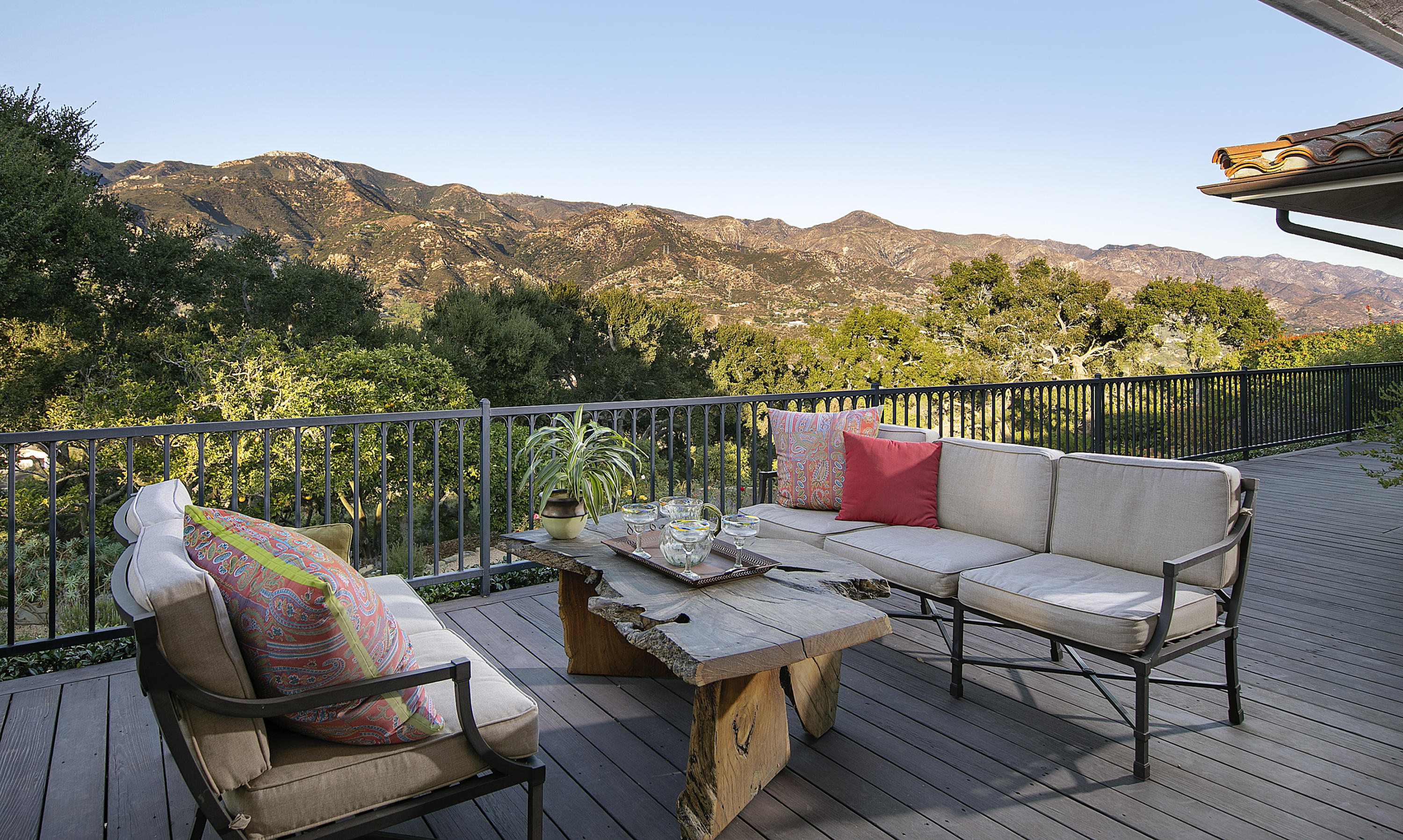 1025 Mission Ridge Road Santa Barbara, CA 93103 - Photo 7 of 10 a outdoor view with a sitting space