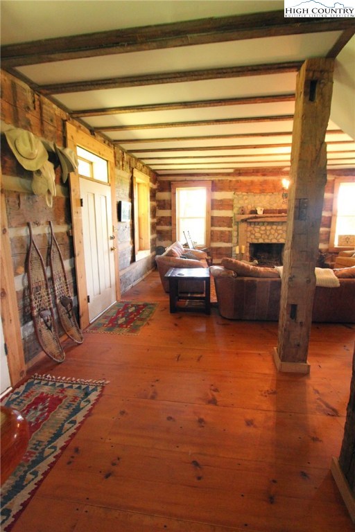 4513 Cedar Springs Road Speedwell, VA 24374 - Photo 23 of 49 a living room with furniture and a large window