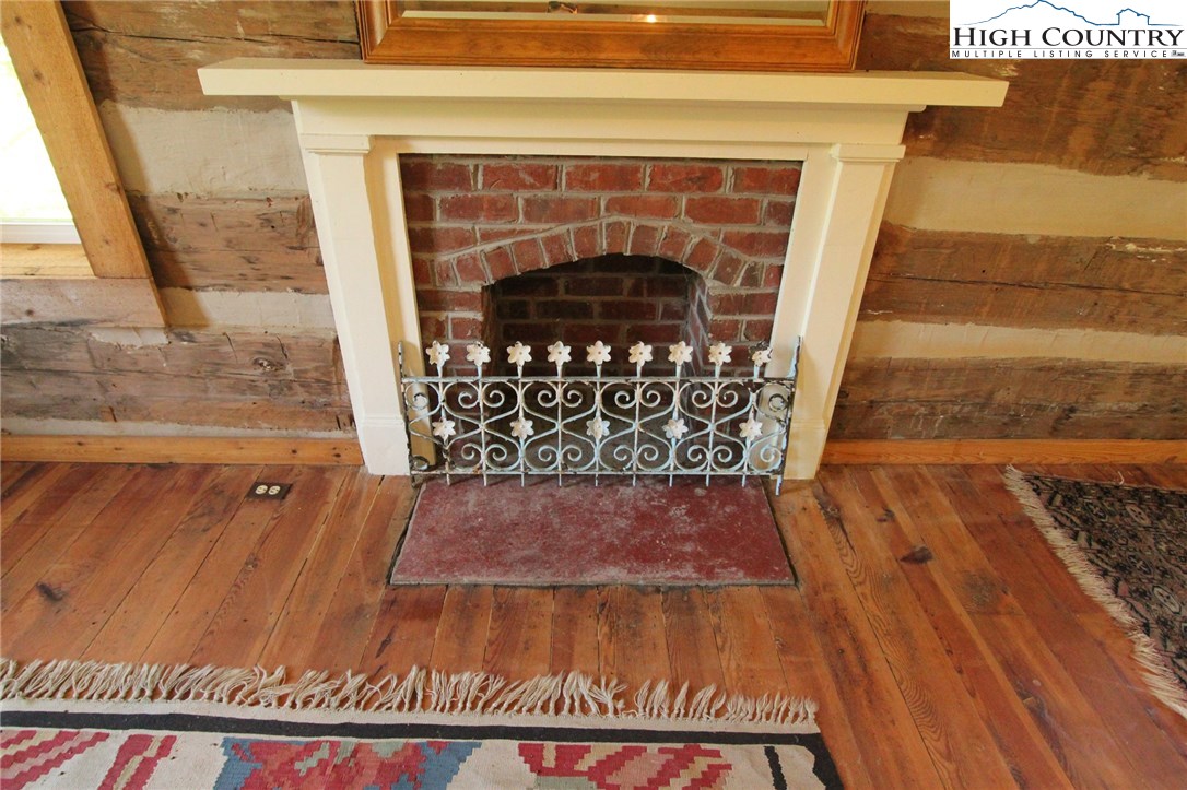 4513 Cedar Springs Road Speedwell, VA 24374 - Photo 28 of 49 a view of entryway