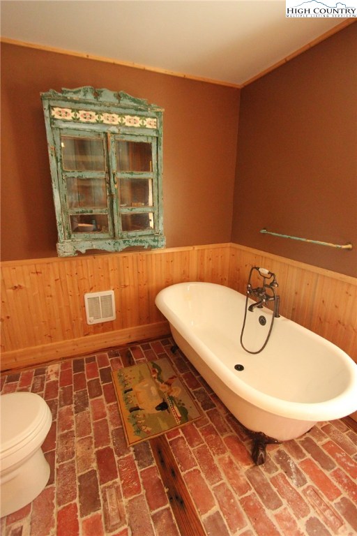 4513 Cedar Springs Road Speedwell, VA 24374 - Photo 31 of 49 a bathroom with a sink and a mirror