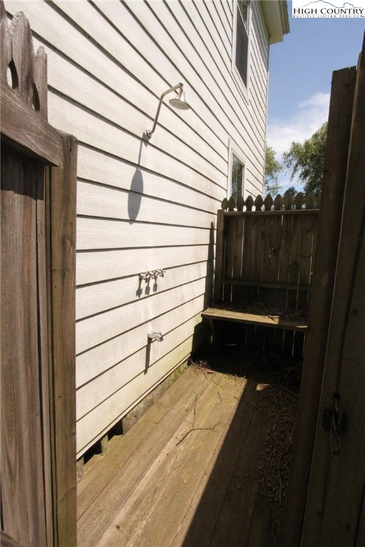 4513 Cedar Springs Road Speedwell, VA 24374 - Photo 48 of 49 a view of a balcony