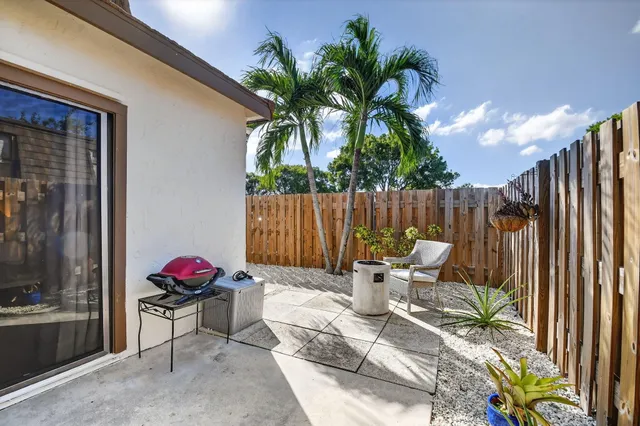 a view of outdoor space yard and patio