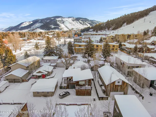 $2,150,000 | 645 South Glenwood Street, Jackson, WY 83001