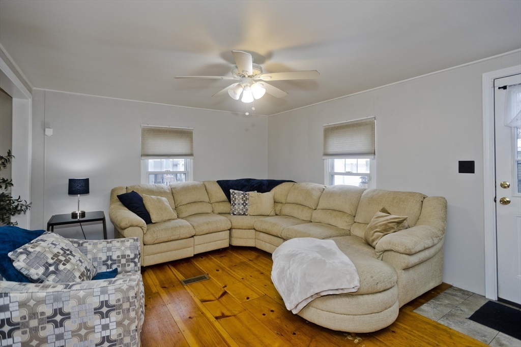 93 Grochmal Avenue, Unit 12 Springfield, MA 01151 - Photo 14 of 28