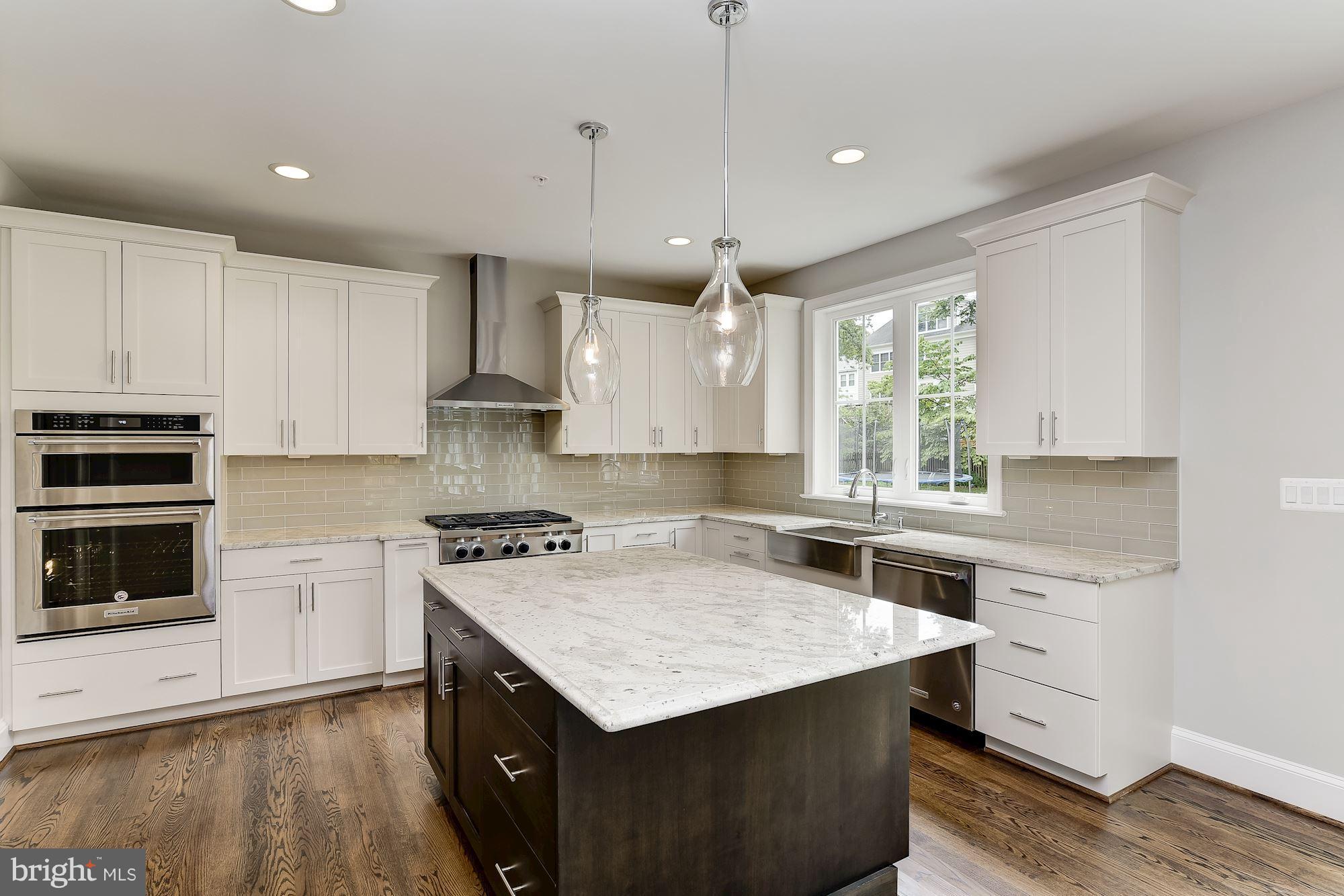 5914 Rolston Road Bethesda, MD 20817 - Photo 9 of 27 Kitchen