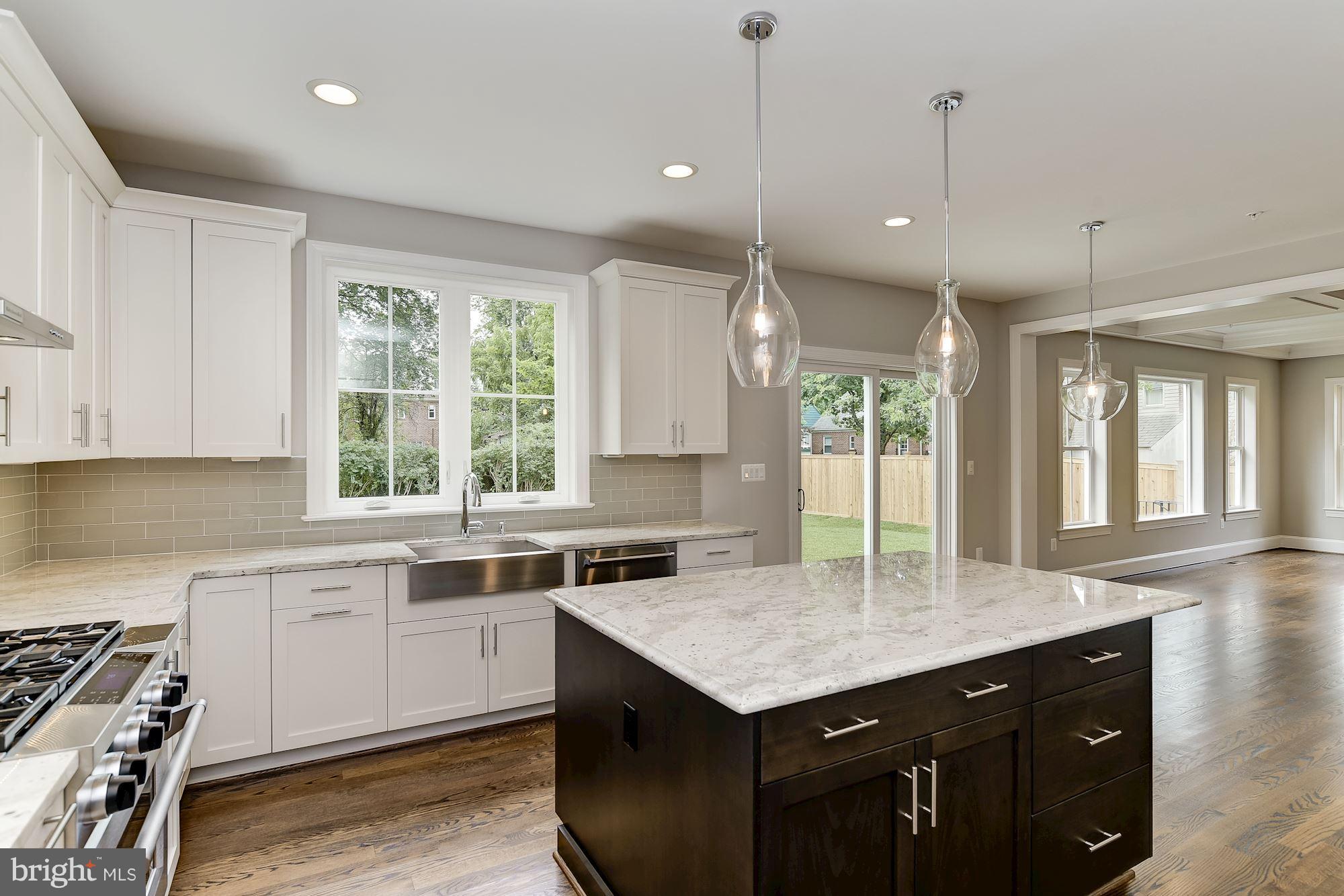 5914 Rolston Road Bethesda, MD 20817 - Photo 10 of 27 Kitchen