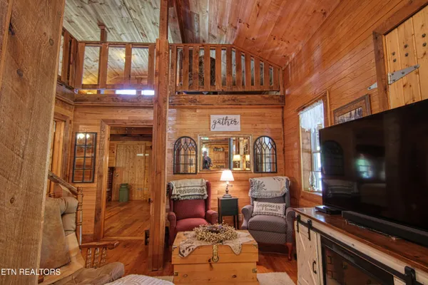 $795,000 | 147 Akers Chapel Loop, Jamestown, TN 38556