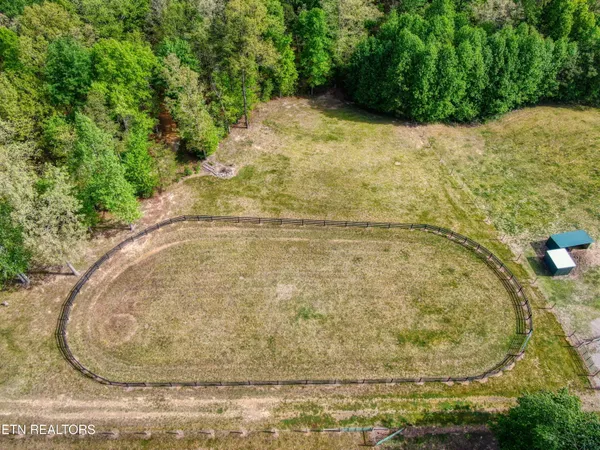 $795,000 | 147 Akers Chapel Loop, Jamestown, TN 38556