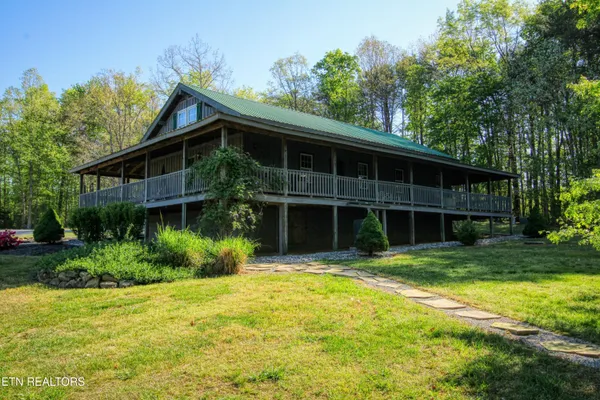 $795,000 | 147 Akers Chapel Loop, Jamestown, TN 38556
