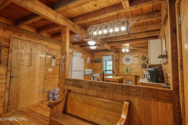 $795,000 | 147 Akers Chapel Loop, Jamestown, TN 38556