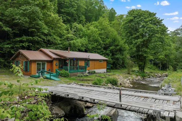 $399,000 | 14518 Big Laurel Road, Mars Hill, NC 28754