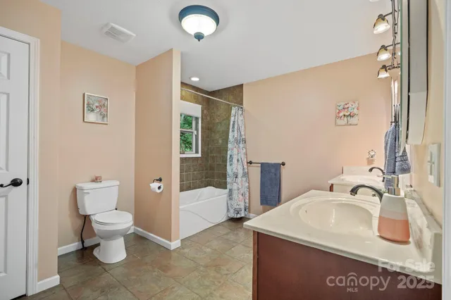 $399,000 | 14518 Big Laurel Road, Mars Hill, NC 28754