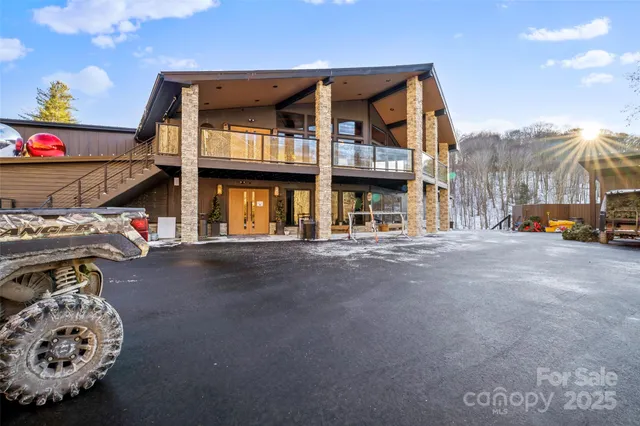 $399,000 | 14518 Big Laurel Road, Mars Hill, NC 28754