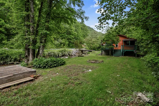 $399,000 | 14518 Big Laurel Road, Mars Hill, NC 28754