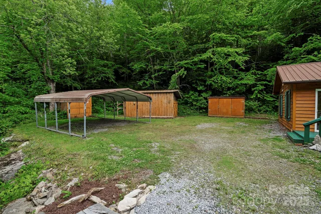 $399,000 | 14518 Big Laurel Road, Mars Hill, NC 28754