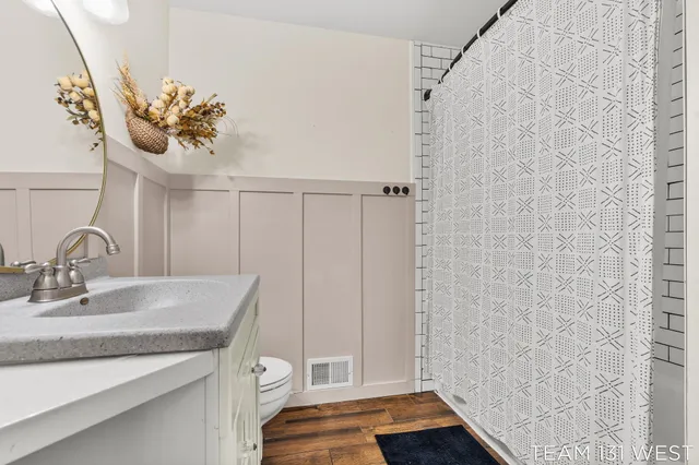 $345,000 | 3087 Riley Ridge Road, Holland, MI 49424