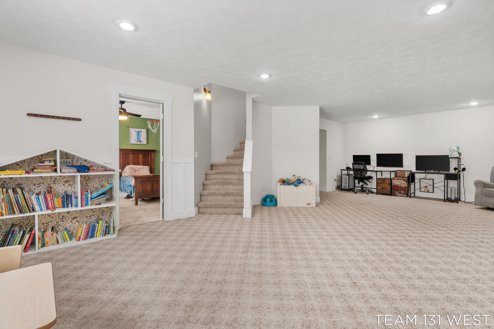 3087 Riley Ridge Road Holland, MI 49424 - Photo 26 of 37 27-web-or-mls-29_1