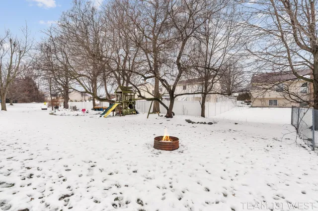 $345,000 | 3087 Riley Ridge Road, Holland, MI 49424