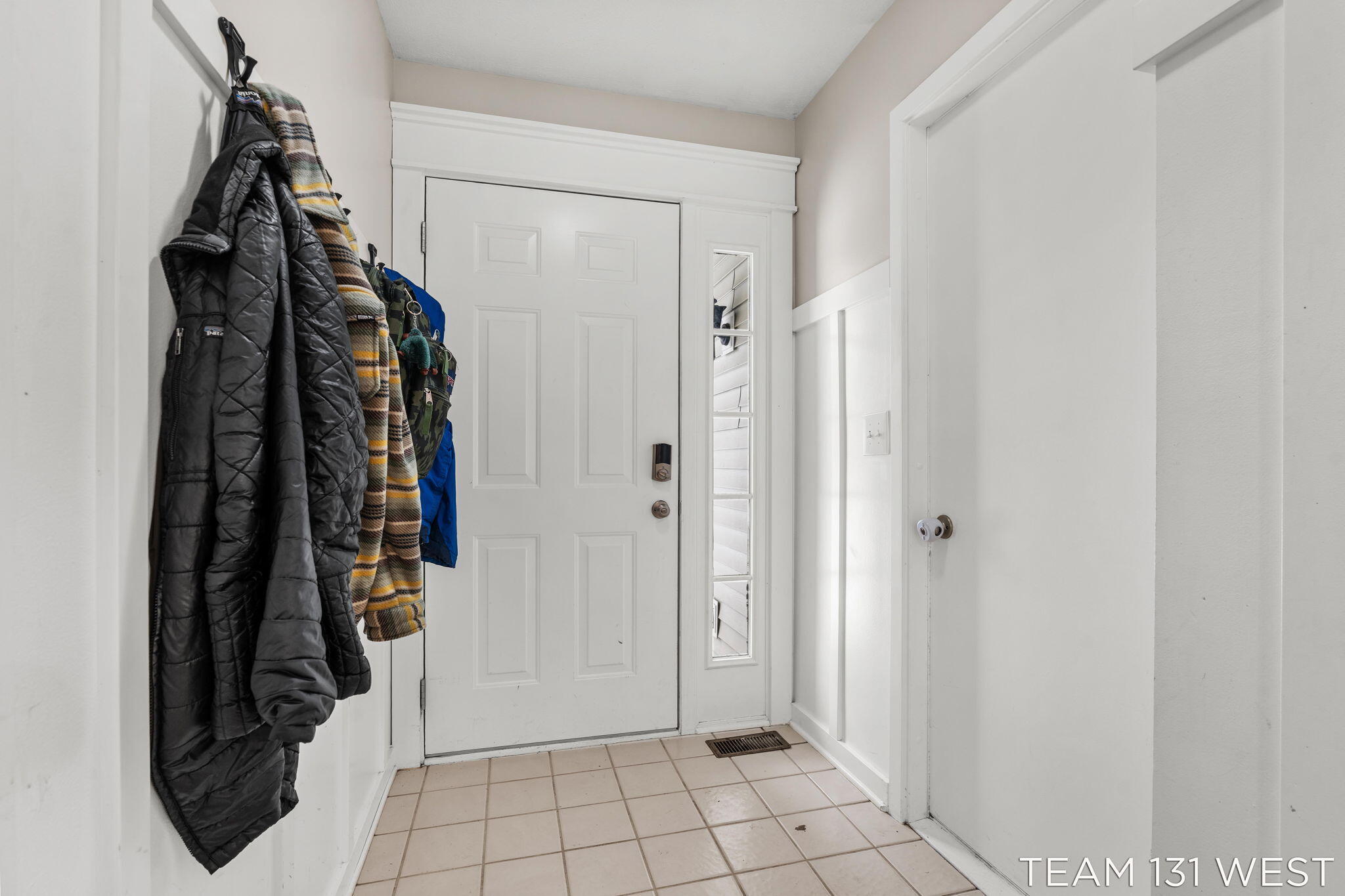 3087 Riley Ridge Road Holland, MI 49424 - Photo 5 of 37 5-web-or-mls-06_1