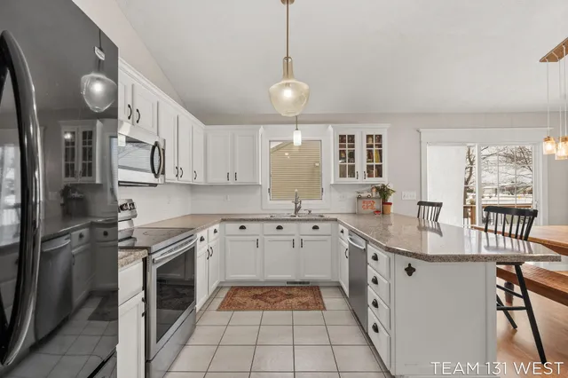 $345,000 | 3087 Riley Ridge Road, Holland, MI 49424