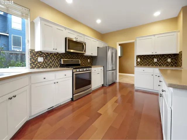 $650,000 | 15516 Southeast Evergreen Drive, Portland, OR 97236