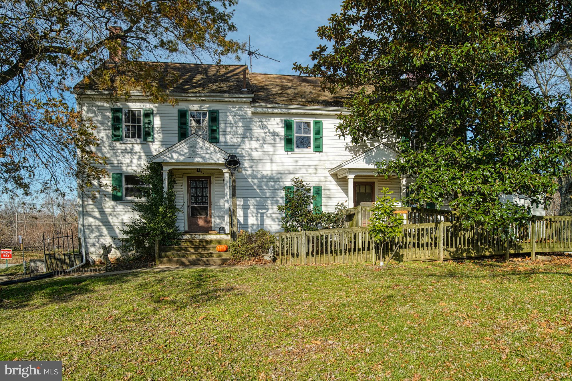 258 Ellisdale Road Chesterfield, NJ 08515 - Photo 4 of 62