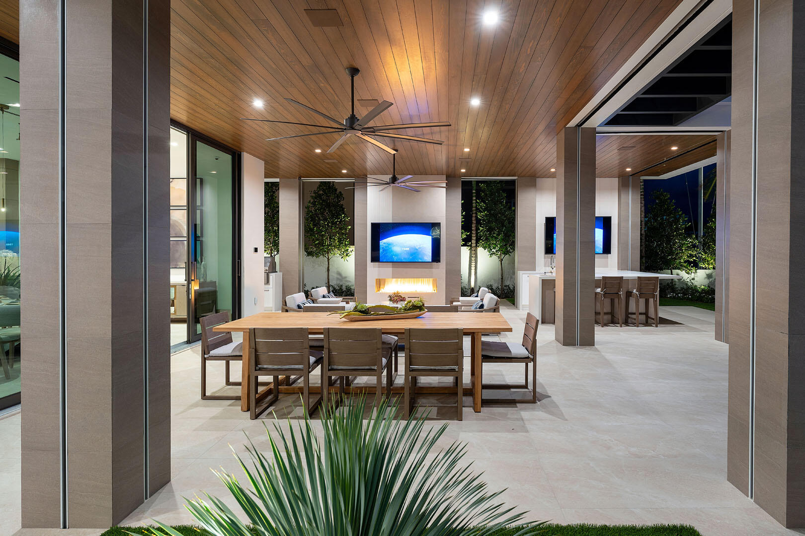 1520 Royal Palm Way Boca Raton, FL 33432 - Photo 89 of 100 1520_Royal_Palm_Way_Dusk_20